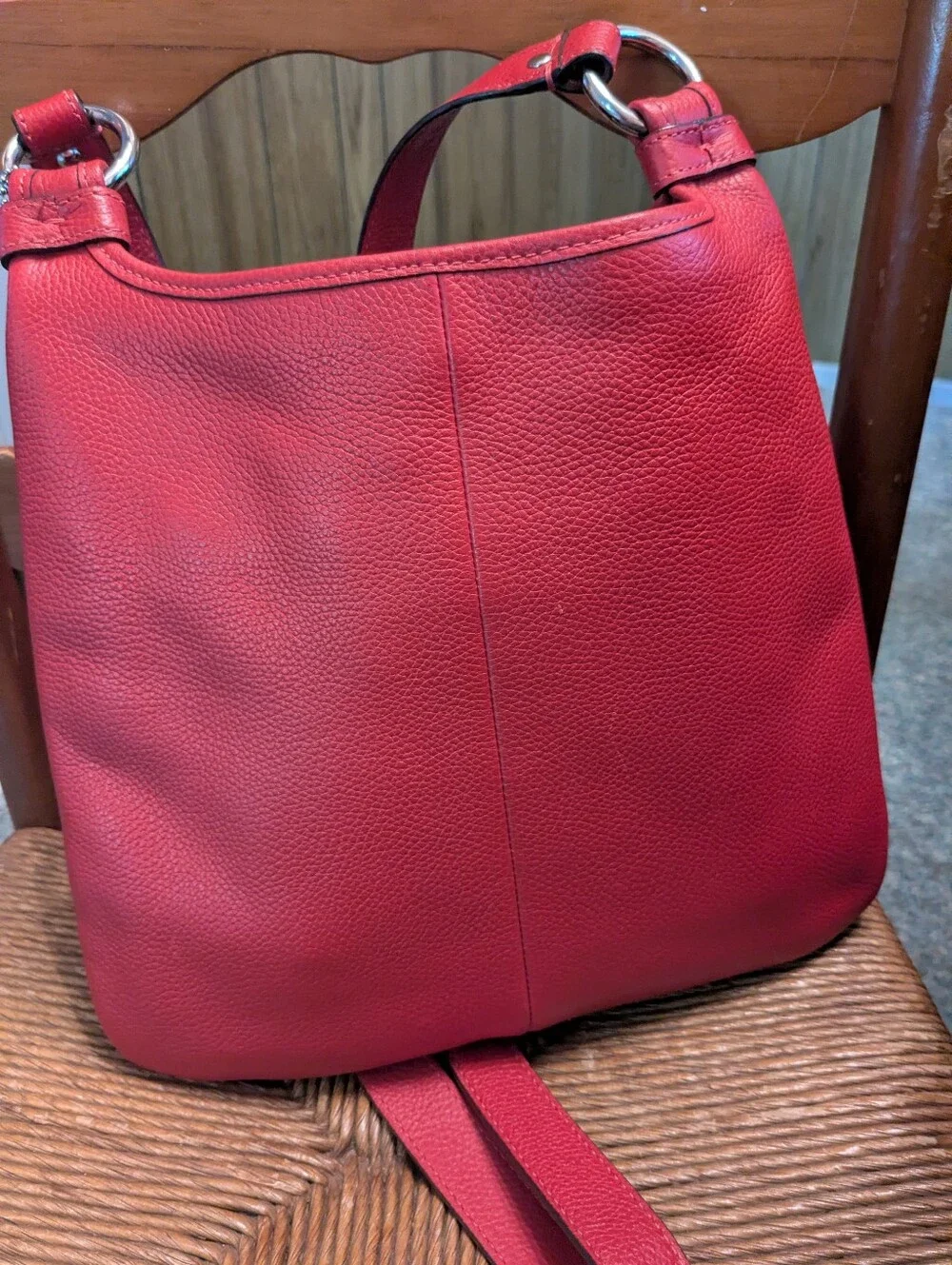 COACH Red Pebble Leather Purse w/Adjustable Shoulder Strap, Vintage, EUC!!!